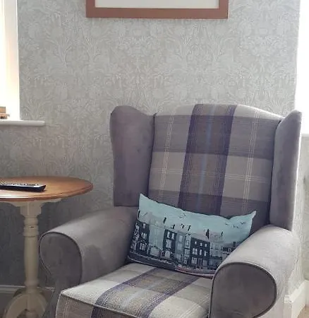 Underhill Гостевой дом *