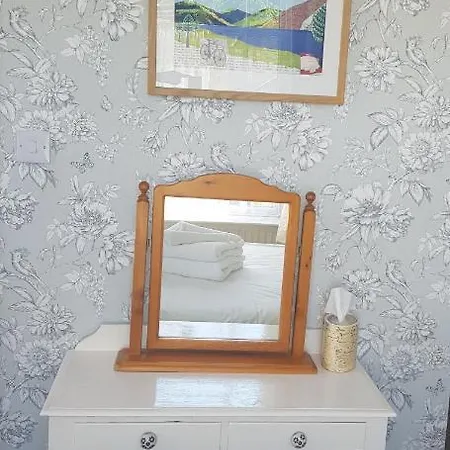 Guest house Underhill